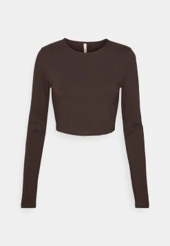 Nly by Nelly boutique 23 Nly by Nelly Remise En Ligne KEEP IT SIMPLE CROP - T-shirt à manches longues t-shirts et tops col rond femme