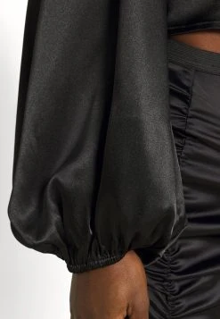 Qualité garantie 100% Nly by Nelly MAKE A STATEMENT BLOUSE - T-shirt à manches longues chemises et blouses echancrure dos femme -Nly by Nelly boutique d021839272e3459cbff47a28845af830