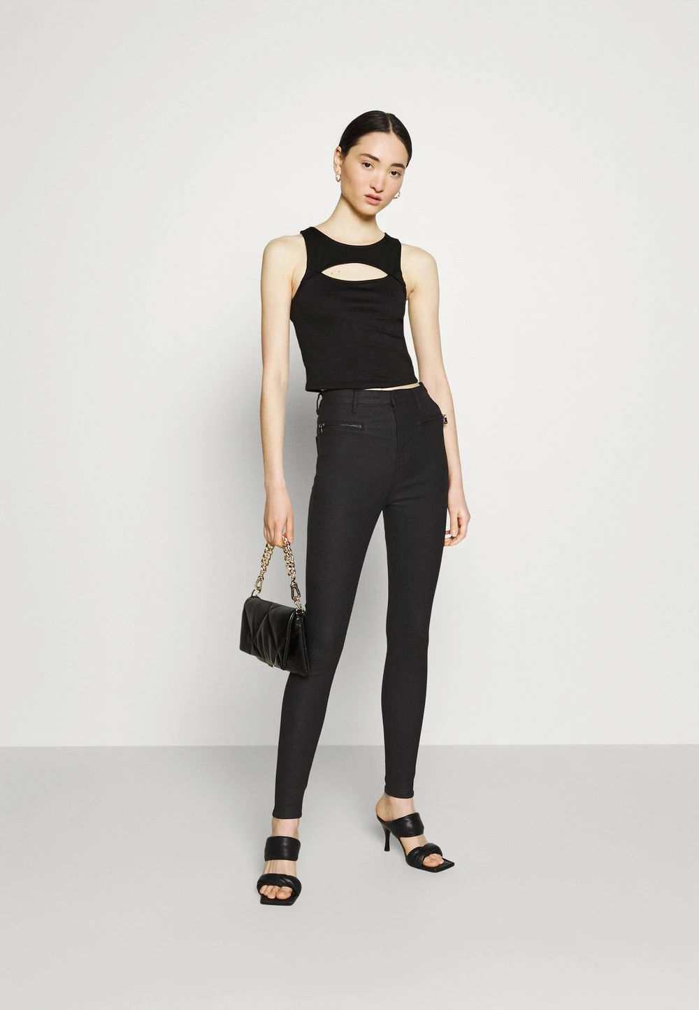 d27544b1f2c6471bba29b7148a2361d8.jpg Nly by Nelly Prix De Rêve COATED ZIP PANTS - Pantalon classique pantalons haute femme -Nly by Nelly boutique d27544b1f2c6471bba29b7148a2361d8