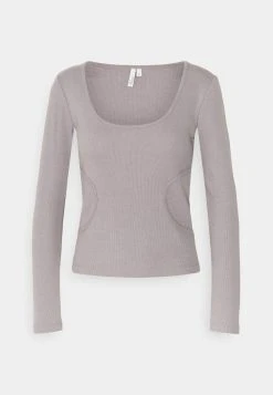 Nly by Nelly Rabais SQUARE DETAILED - T-shirt à manches longues t-shirts et tops encolure large ronde femme 6 Nly by Nelly Rabais SQUARE DETAILED - T-shirt à manches longues t-shirts et tops encolure large ronde femme -Nly by Nelly boutique d4ec5b08f9e24578928a2c4fc3d9bc76