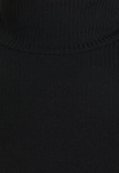 Qualité absolue Nly by Nelly LIGHT CROP - T-shirt à manches longues t-shirts et tops col officier femme -Nly by Nelly boutique d5fcd1087f1b4bac9e465b05d8a08ab6