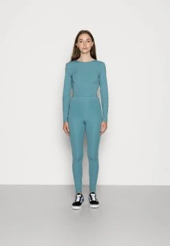 Nly by Nelly Remise En Ligne BACK FOCUS SET - Legging pantalons echancrure dos femme