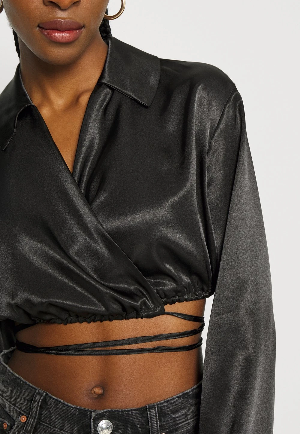 d7e9ae1e52e344b3a374de7fe4125566.jpg Nly by Nelly WRAP BLOUSE - T-shirt à manches longues Prix Affortable chemises & blouses cache-cœur femme -Nly by Nelly boutique d7e9ae1e52e344b3a374de7fe4125566