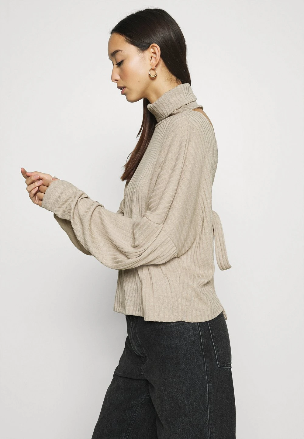 Nly by Nelly OPEN BACK KNOT - Pullover Prix Malin pulls et gilets col roulé femme 6 Nly by Nelly OPEN BACK KNOT - Pullover Prix Malin pulls et gilets col roulé femme – Image 4