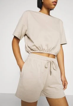 Nly by Nelly Prix Exclusifs PUFFY TEE SET - T-shirt basique shorts haute femme -Nly by Nelly boutique d9f585adc2414a9fae8bdd8b3484f7ff