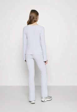 Qualité Excellente Nly by Nelly FLIRTY SET - Pantalon classique pantalons haute femme 17 Qualité Excellente Nly by Nelly FLIRTY SET - Pantalon classique pantalons haute femme -Nly by Nelly boutique db44a36fb5cc4400b3a178017df90a81