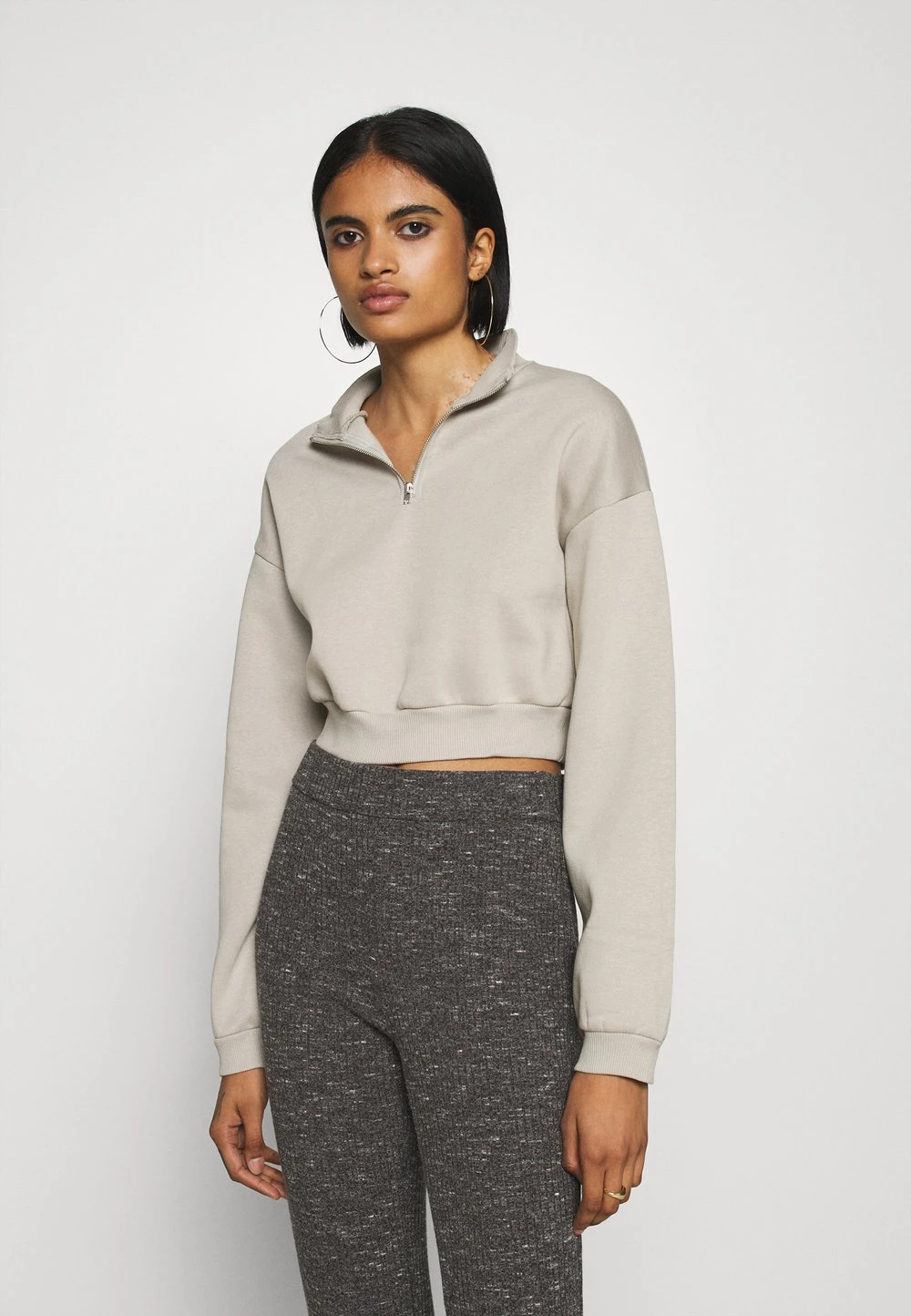 Nly by Nelly CROPPED ZIP - Sweatshirt Prix Raisonnable pulls et gilets col camionneur femme 3 Nly by Nelly CROPPED ZIP - Sweatshirt Prix Raisonnable pulls et gilets col camionneur femme