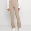 Nly by Nelly Meilleure qualité CHILL DAY PANTS - Pantalon classique pantalons haute femme -Nly by Nelly boutique dbfd3b826a764964bb37744b8d72399d