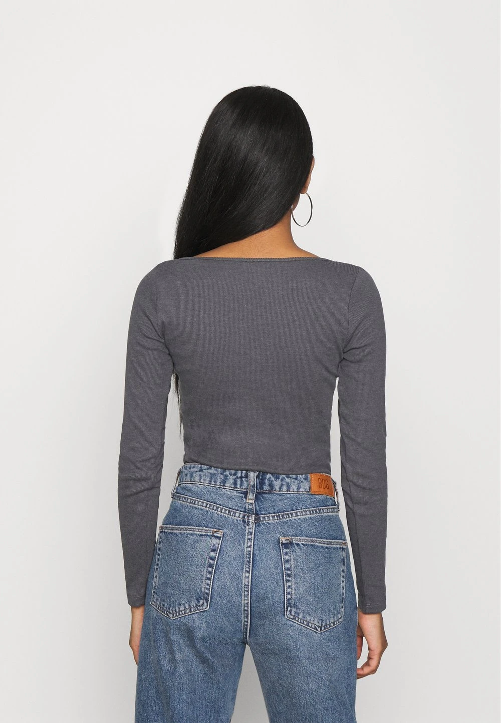 deccf78c988a42e7ad8c569b9b6c5462.jpg Nly by Nelly BUTTON UP BODYSUIT - T-shirt à manches longues Produit de première qualité t-shirts et tops col tunisien femme -Nly by Nelly boutique deccf78c988a42e7ad8c569b9b6c5462