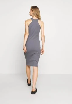Nly by Nelly Prix Acceptable WRAP NECKLINE DRESS - Robe en jersey robes cache-c&oelig;ur femme -Nly by Nelly boutique df19b494919a48d48c7a5b6f4cfe9da0
