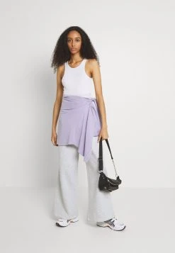 Nly by Nelly MY BEST PANTS - Pantalon de survêtement Prix Distinctifs pantalons haute femme 3 Nly by Nelly MY BEST PANTS - Pantalon de survêtement Prix Distinctifs pantalons haute femme -Nly by Nelly boutique e0c566e376f0475aa25c29638b4ee614