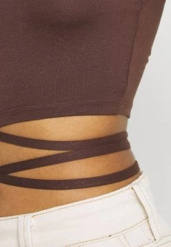 Nly by Nelly Prix Jamais Vus PERFECT CROPPED TIE - Débardeur t-shirts et tops col rond femme 11 Nly by Nelly Prix Jamais Vus PERFECT CROPPED TIE - Débardeur t-shirts et tops col rond femme -Nly by Nelly boutique e5b7ef752dc2490681a2a3fef81f9959