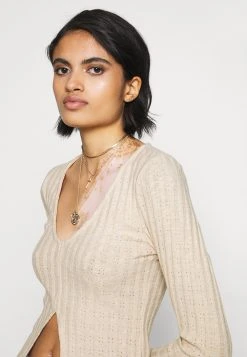 Nly by Nelly MY FAVORITE CUT - Pullover Qualité Supérieure pulls et gilets col en v profond femme 11 Nly by Nelly MY FAVORITE CUT - Pullover Qualité Supérieure pulls et gilets col en v profond femme -Nly by Nelly boutique e966f4546db24a15938ffd43ffcd65bd