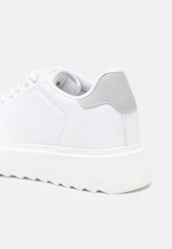 Nly by Nelly Prix Favorable CARE LESS - Baskets basses sneakers rond femme 14 Nly by Nelly Prix Favorable CARE LESS - Baskets basses sneakers rond femme -Nly by Nelly boutique e99d6a013b884d5c8d96edccd618d7b1