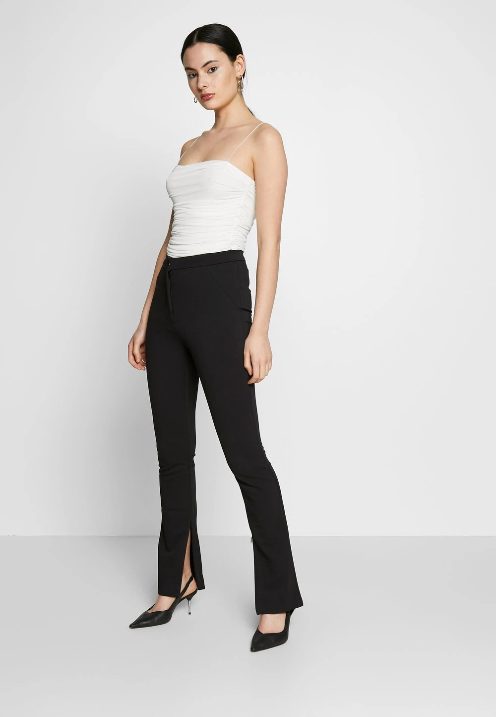 Nly by Nelly Soldes THIN STRAP - Débardeur t-shirts et tops encolure large ronde femme 4 Nly by Nelly Soldes THIN STRAP - Débardeur t-shirts et tops encolure large ronde femme – Image 2