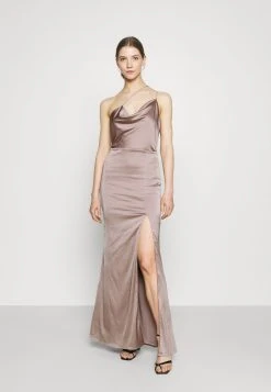 Nly by Nelly Meilleure qualité PUT ON A SHOW STRAP GOWN - Robe de cocktail robes echancrure dos femme