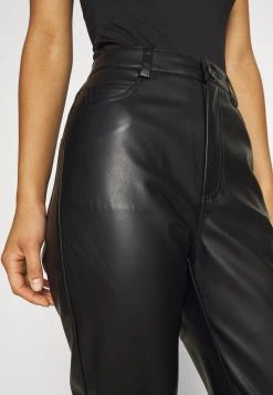 Nly by Nelly DIVISION PANTS - Pantalon classique Bonne Qualité pantalons haute femme -Nly by Nelly boutique f2404318baf54297b77d165fe47cf817