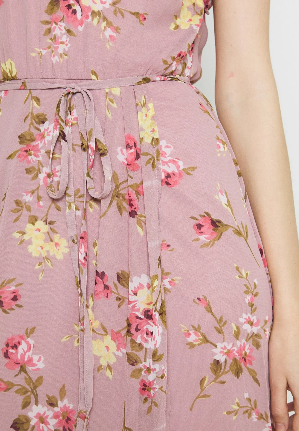 f49e951c59684d36a3290f367004d584.jpg Nly by Nelly ALL FOR YOU MIDI DRESS - Robe longue Prix Raisonnable robes col rond femme -Nly by Nelly boutique f49e951c59684d36a3290f367004d584