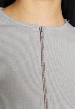 Nly by Nelly ZIPPED UP - Gilet Prix Affortable pulls et gilets col rond femme -Nly by Nelly boutique f7543e46094e425fac06e797645219bb