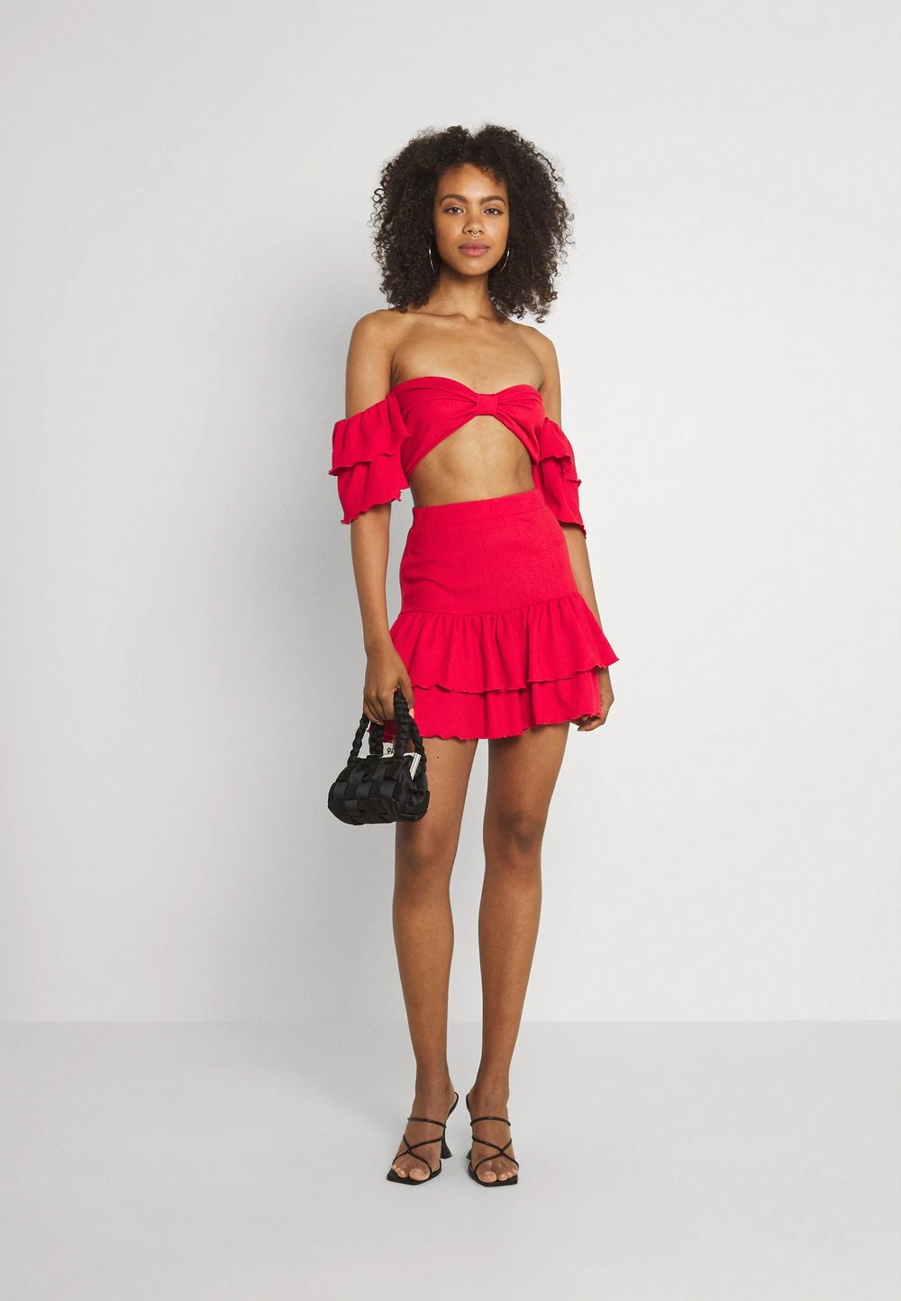 f77e321053964405846adabb6a3ab8e0.jpg Nly by Nelly Prix Cassé LOVE STRUCK SKIRT SET - Débardeur chemises et blouses carmen femme -Nly by Nelly boutique f77e321053964405846adabb6a3ab8e0