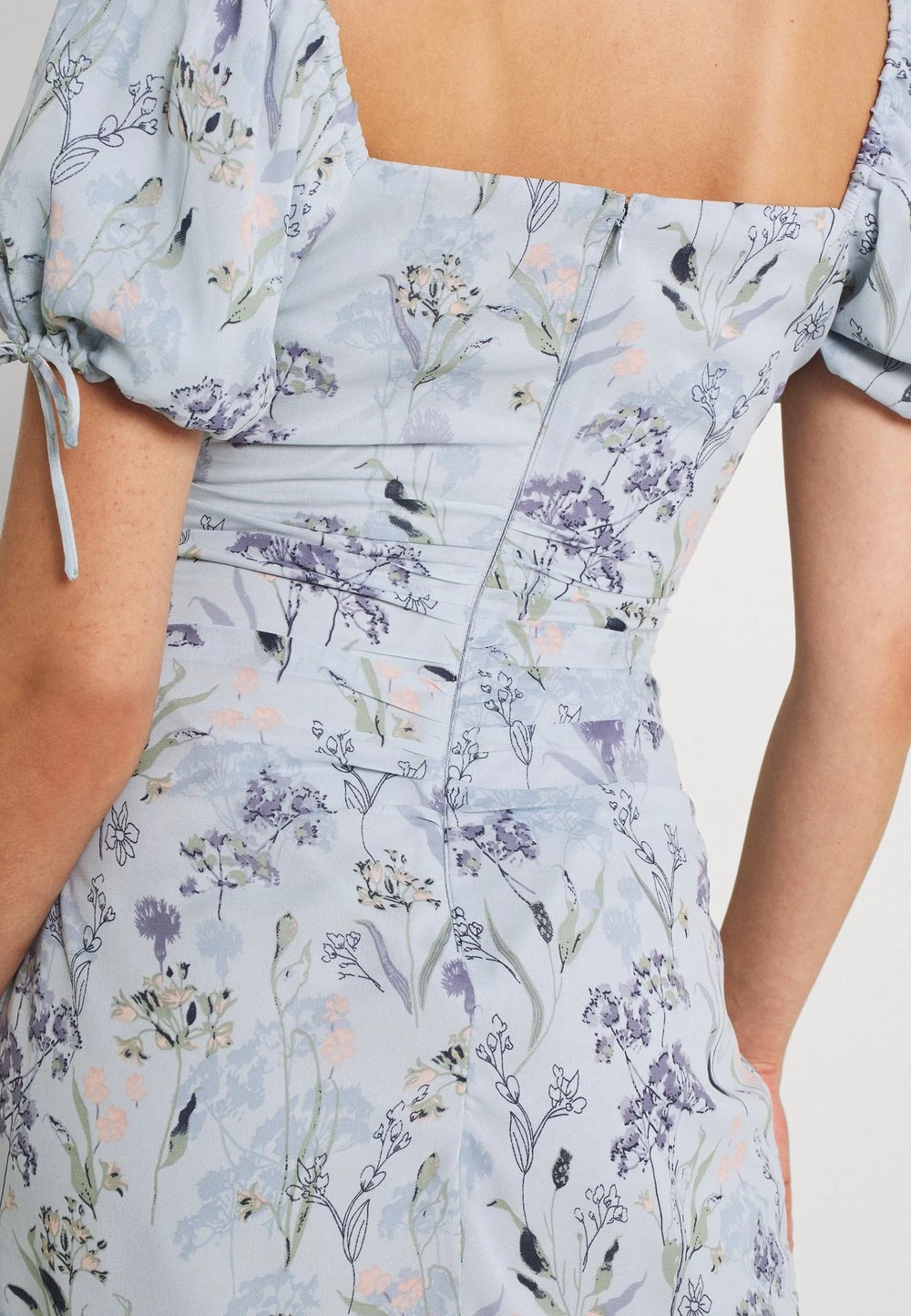 Nly by Nelly Prix Usine RUCHED PUFF DRESS - Robe de soirée robes echancrure dos femme 7 Nly by Nelly Prix Usine RUCHED PUFF DRESS - Robe de soirée robes echancrure dos femme – Image 5