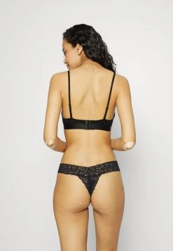 Nly by Nelly WHAT I LIKE THONG 3 PACK - String Discount En Ligne lingerie transparent femme 14 Nly by Nelly WHAT I LIKE THONG 3 PACK - String Discount En Ligne lingerie transparent femme -Nly by Nelly boutique fa0c33cff2a04d558a9009202aa047c0