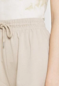 Prix Légers Nly by Nelly THROUGH THE SUMMER - Short shorts haute femme 13 Prix Légers Nly by Nelly THROUGH THE SUMMER - Short shorts haute femme -Nly by Nelly boutique fc37ebfeee1f45588d82968e75529570