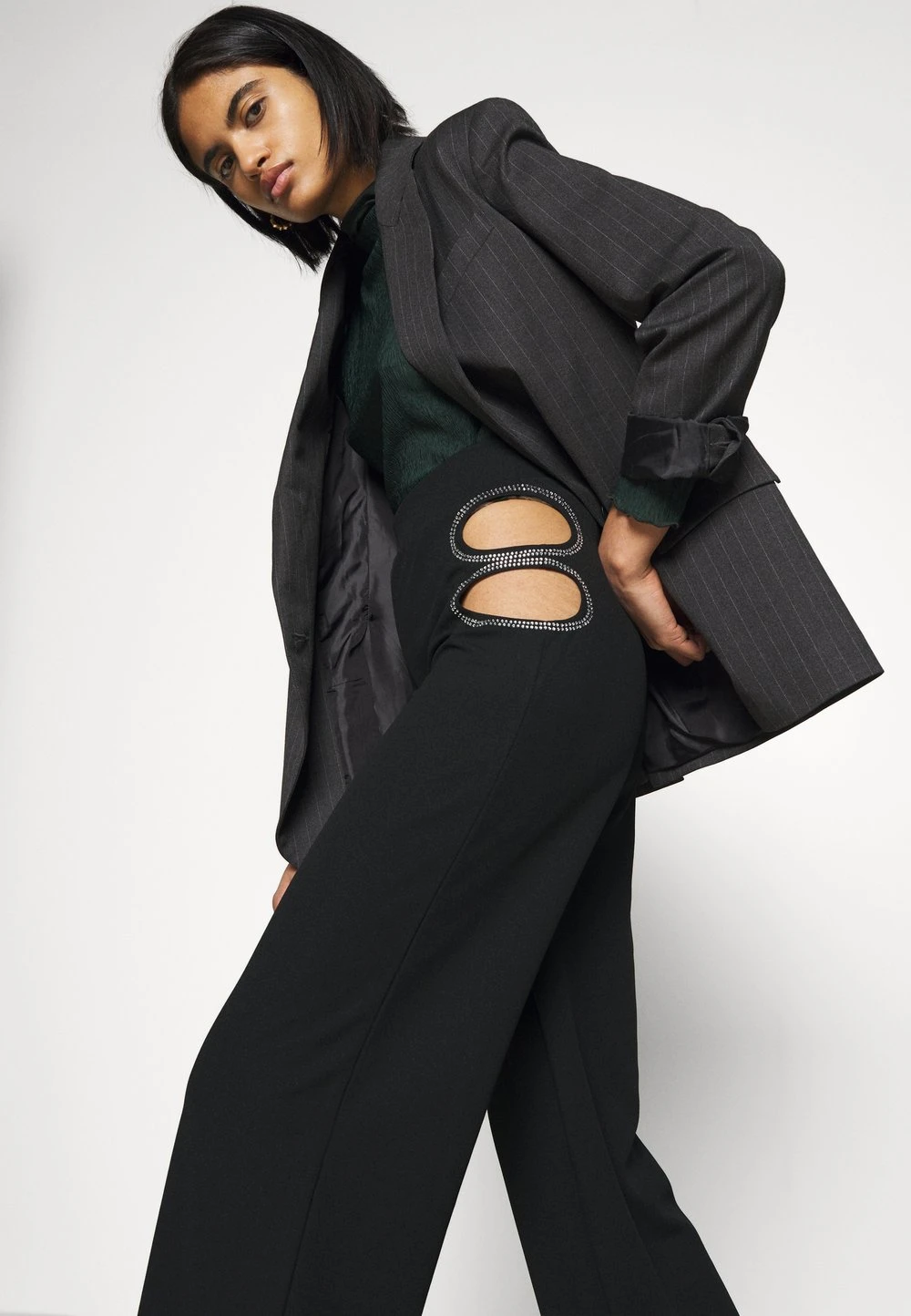 Nly by Nelly CUT OUT PANTS - Pantalon classique Prix Acceptable pantalons haute femme 7 Nly by Nelly CUT OUT PANTS - Pantalon classique Prix Acceptable pantalons haute femme – Image 5